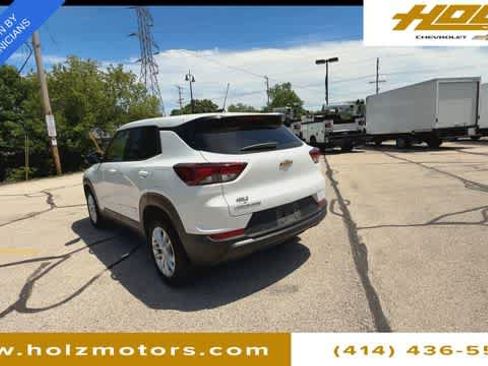 Certified 2025 Chevrolet TrailBlazer LS w/ LS Convenience Package FWD image 6
