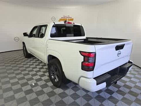 New 2025 Nissan Frontier SV w/ SV Convenience Package image 7