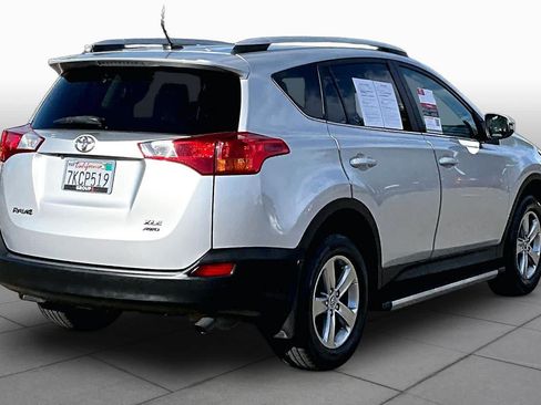 Used 2015 Toyota RAV4 XLE AWD/4WD image 12