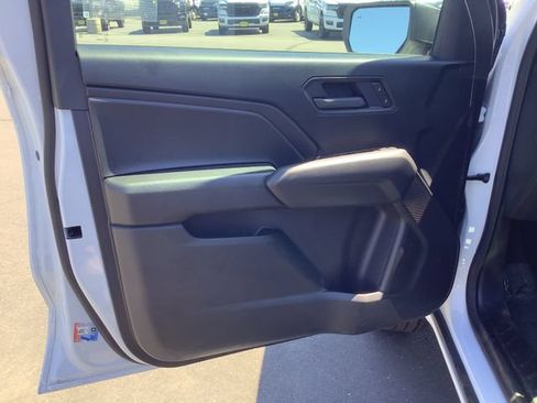 Used 2026 Chevrolet Colorado W/T w/ Advanced Trailering Package RWD image 9
