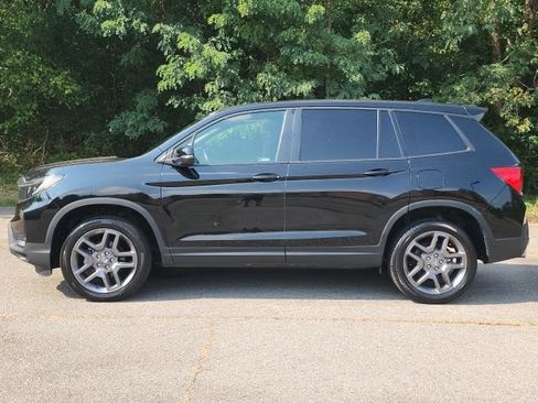 Used 2023 Honda Passport EX-L image 2