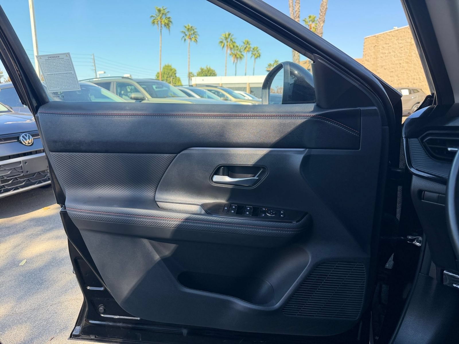 Used 2026 Nissan Kicks SR AWD/4WD image 18