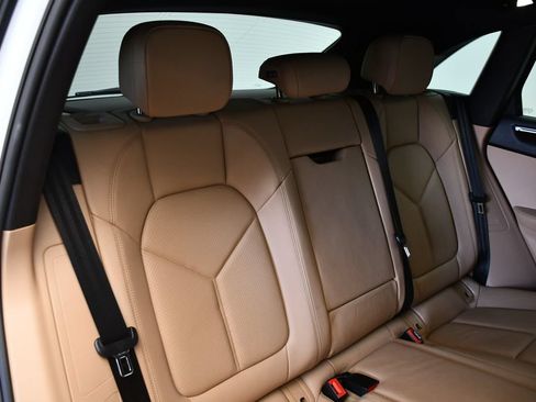 Certified 2023 Porsche Macan S AWD/4WD image 50