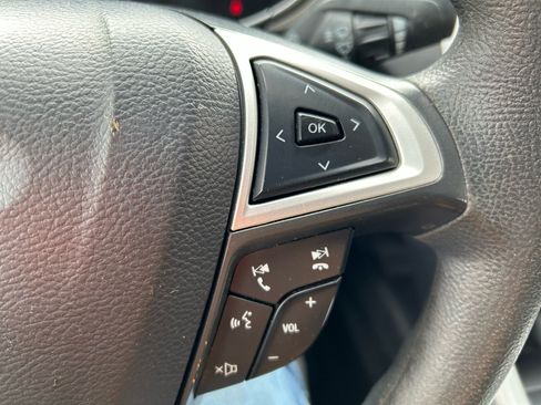 Used 2015 Ford Fusion SE image 19