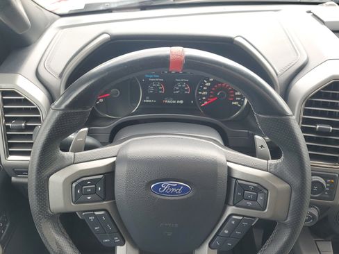 Used 2019 Ford F150 Raptor w/ Equipment Group 802A Luxury image 23