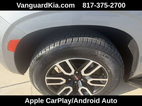 Used 2024 GMC Yukon AT4 w/ Technology Package AWD/4WD image 22