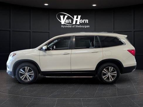 Used 2017 Honda Pilot EX-L image 3