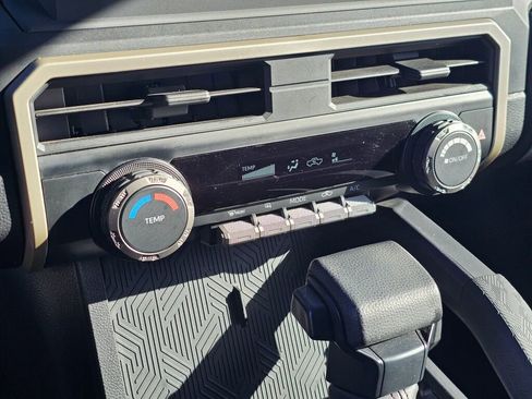 Used 2024 Toyota Tacoma SR image 30