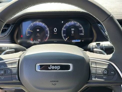 New 2026 Jeep Grand Cherokee L Limited AWD/4WD image 12