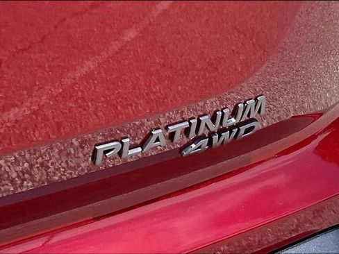 New 2026 Nissan Pathfinder Platinum AWD/4WD image 9