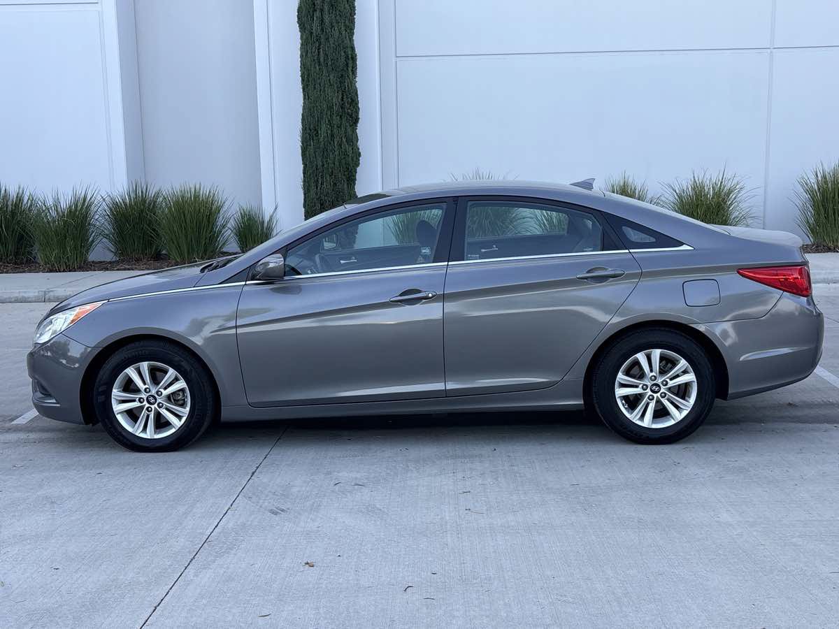 Used 2013 Hyundai Sonata GLS FWD image 6