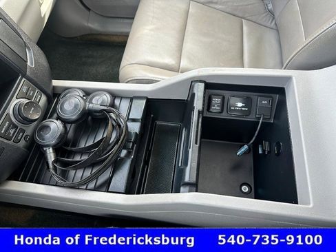 Used 2014 Honda Pilot Touring image 23