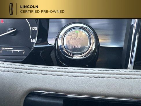 Certified 2022 Lincoln Corsair FWD w/ Premium Package image 25