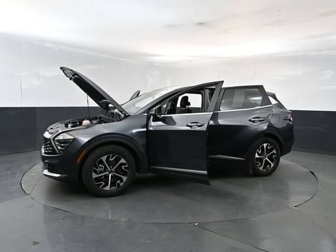 Used 2024 Kia Sportage EX FWD image 26