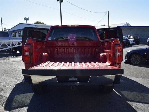 Used 2018 Chevrolet Silverado 1500 LT w/ LT Eassist Package image 30
