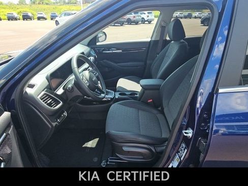 Used 2024 Kia Seltos S AWD/4WD image 12