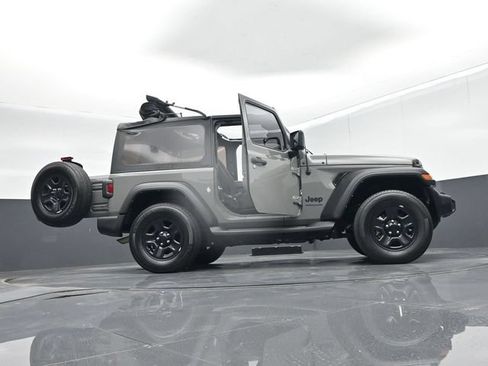 Used 2022 Jeep Wrangler Sport AWD/4WD image 71