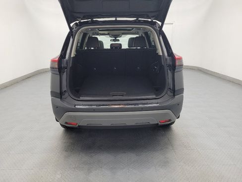 Used 2022 Nissan Rogue SV w/ SV Premium Package image 29