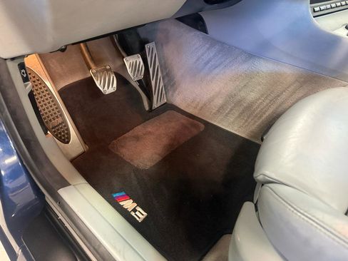 Used 2004 BMW M3 Convertible RWD image 35