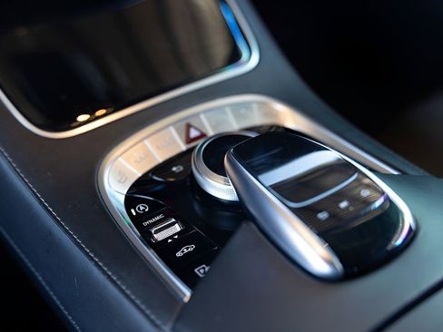 Used 2019 Mercedes-Benz S 560 4MATIC Coupe image 29
