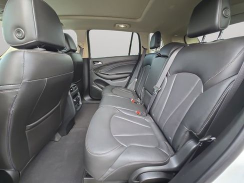 Used 2018 Buick Envision Premium image 12