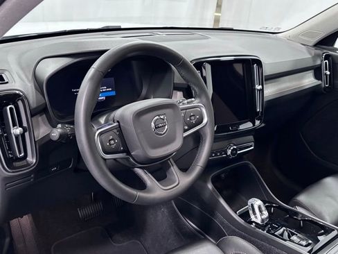 Certified 2023 Volvo XC40 B5 Plus w/ Climate Package AWD/4WD image 13