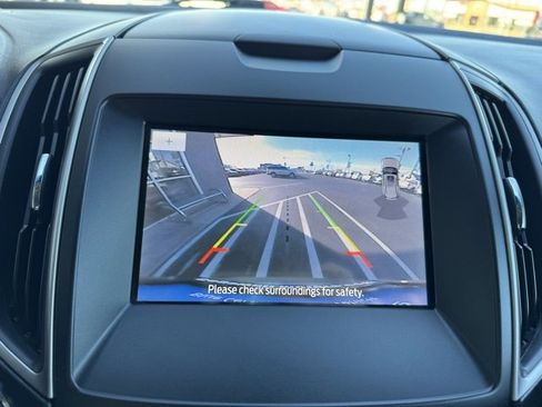 Certified 2019 Ford Edge SEL w/ Equipment Group 201A image 17