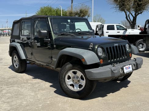 Used 2010 Jeep Wrangler Unlimited Sport w/ Trailer Tow Group image 2