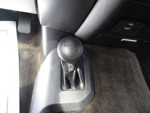 Used 2017 Ford F350 XLT AWD/4WD image 18