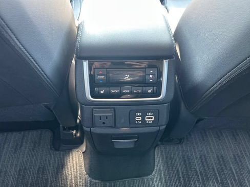 Used 2023 Subaru Ascent Touring AWD/4WD image 30