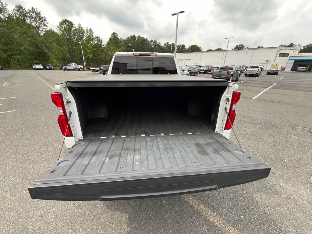 Used 2020 Chevrolet Silverado 1500 LTZ AWD/4WD image 11