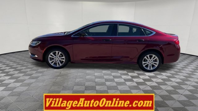Used 2016 Chrysler 200 Limited FWD image 30