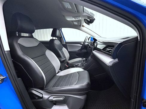 Used 2022 Volkswagen Taos SEL image 14