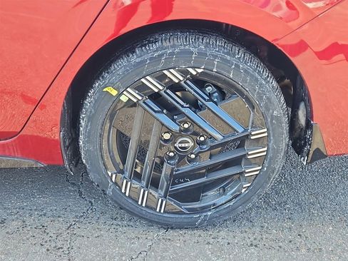 New 2026 Nissan Sentra SR w/ Floor Mat Package image 4