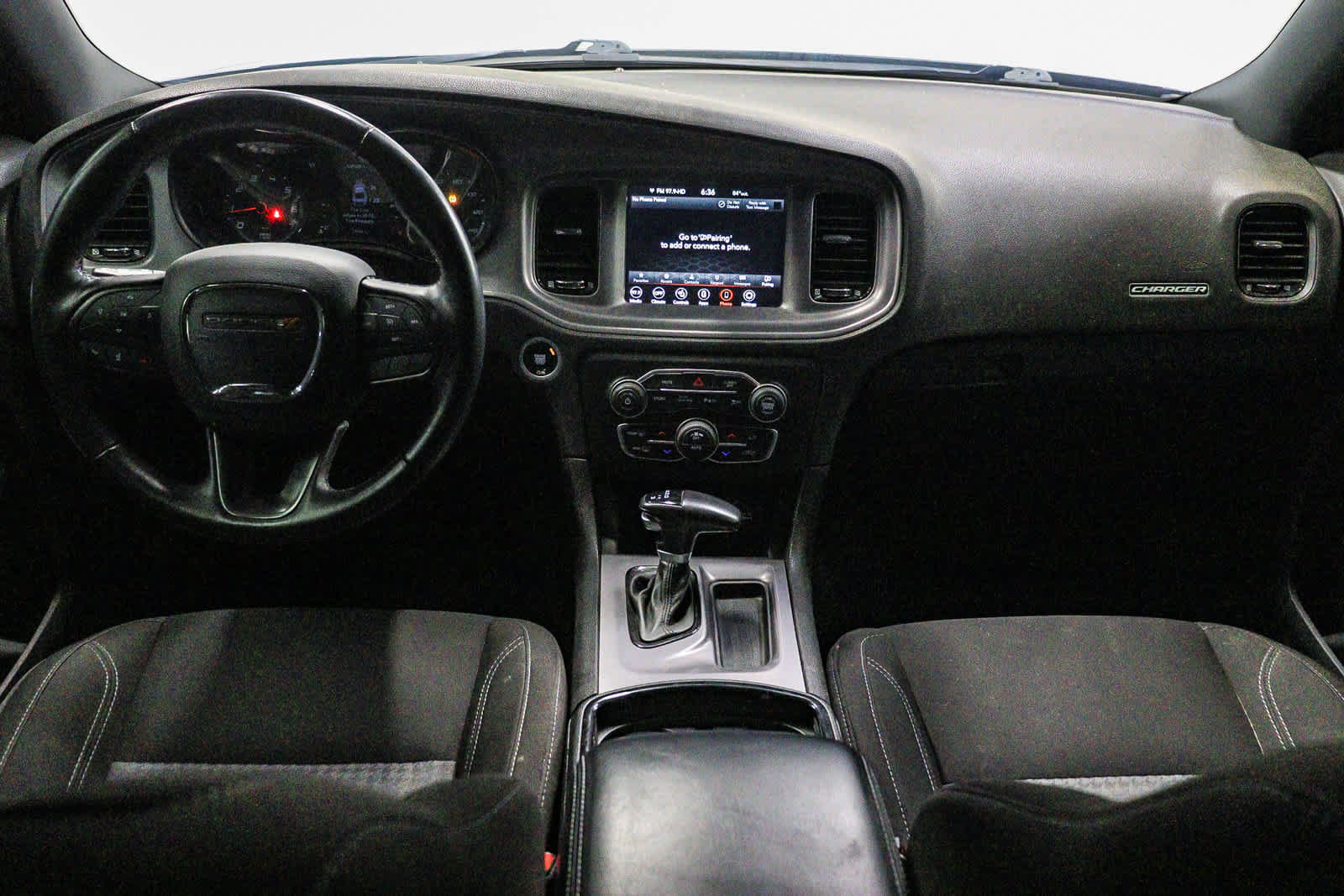 Used 2023 Dodge Charger SXT w/ Blacktop Package AWD/4WD image 13