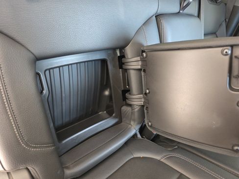 Used 2023 GMC Sierra 2500 Denali w/ Denali Ultimate Package image 15