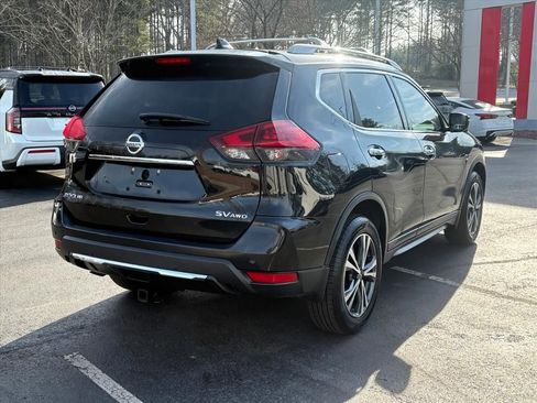 Used 2019 Nissan Rogue SV w/ Premium Package image 5
