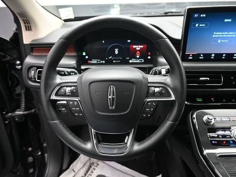 Certified 2023 Lincoln Nautilus Reserve FWD image 15