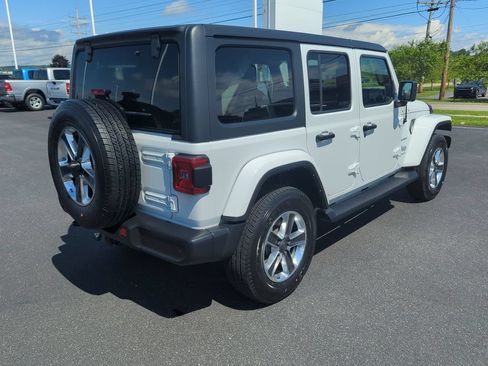 Used 2021 Jeep Wrangler Unlimited Sahara w/ Safety Group AWD/4WD image 8