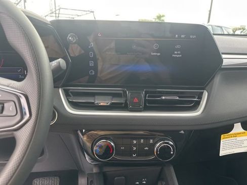 New 2026 Chevrolet TrailBlazer LT FWD image 21