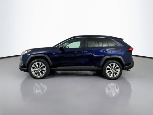 Certified 2021 Toyota RAV4 XLE Premium AWD/4WD image 4