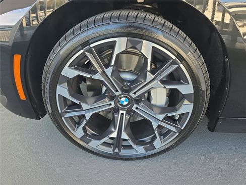 Certified 2025 BMW 330i Sedan w/ Convenience Package image 6