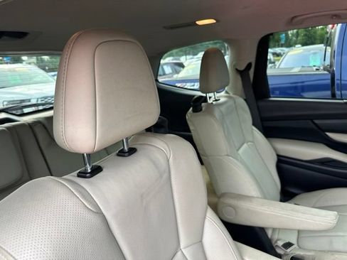 Used 2019 Subaru Ascent Limited AWD/4WD image 17