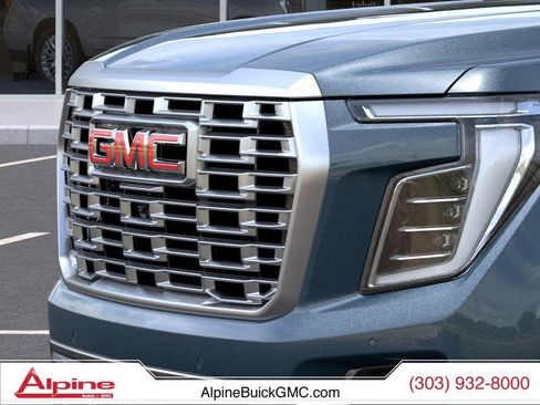 New 2026 GMC Yukon XL Denali w/ Sun & Power Step Package AWD/4WD image 13