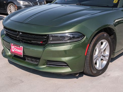 Used 2022 Dodge Charger SXT RWD image 11
