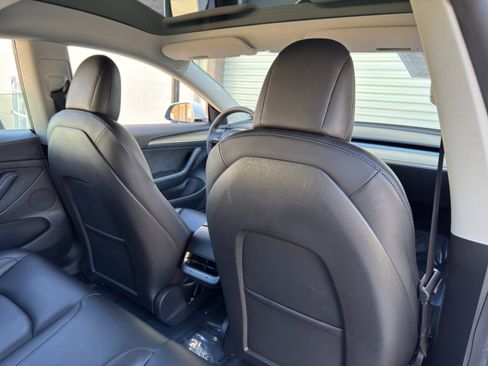 Used 2021 Tesla Model 3 Standard Range Plus RWD image 36