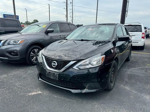 Used 2016 Nissan Sentra S FWD image 5