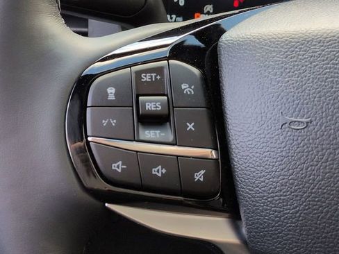 New 2026 Ford Explorer Platinum image 28