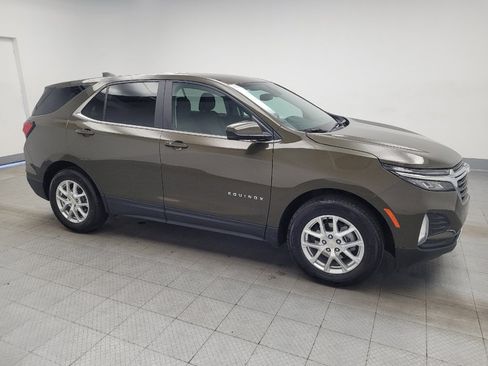 Used 2024 Chevrolet Equinox LT w/ LPO, Floor Liner Package FWD image 11