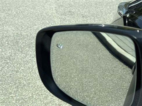 Used 2022 Subaru Crosstrek 2.5i Limited w/ Moonroof Package 2 image 36